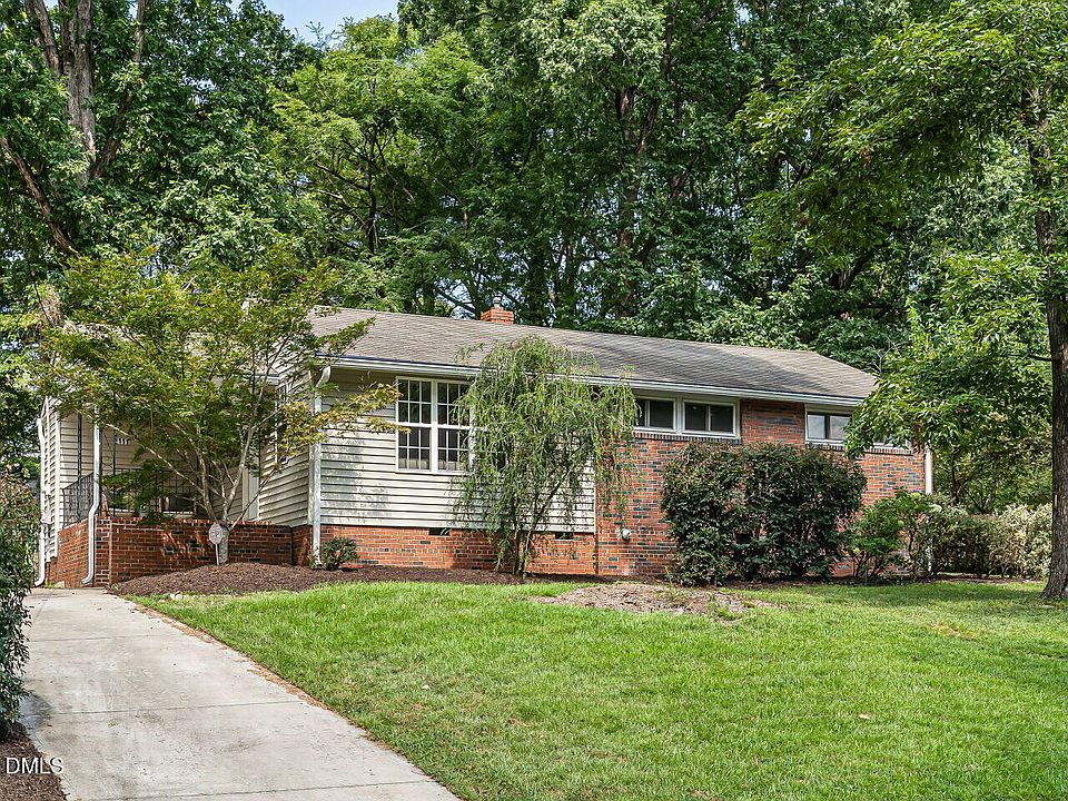 1st image of 2111 Woodview Dr