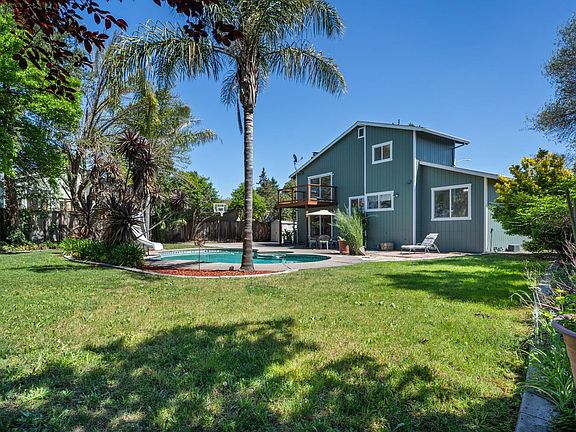4th image of 4491 Filbert Court