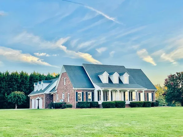 40 John D Winstead Rd, Roxboro, NC 27574