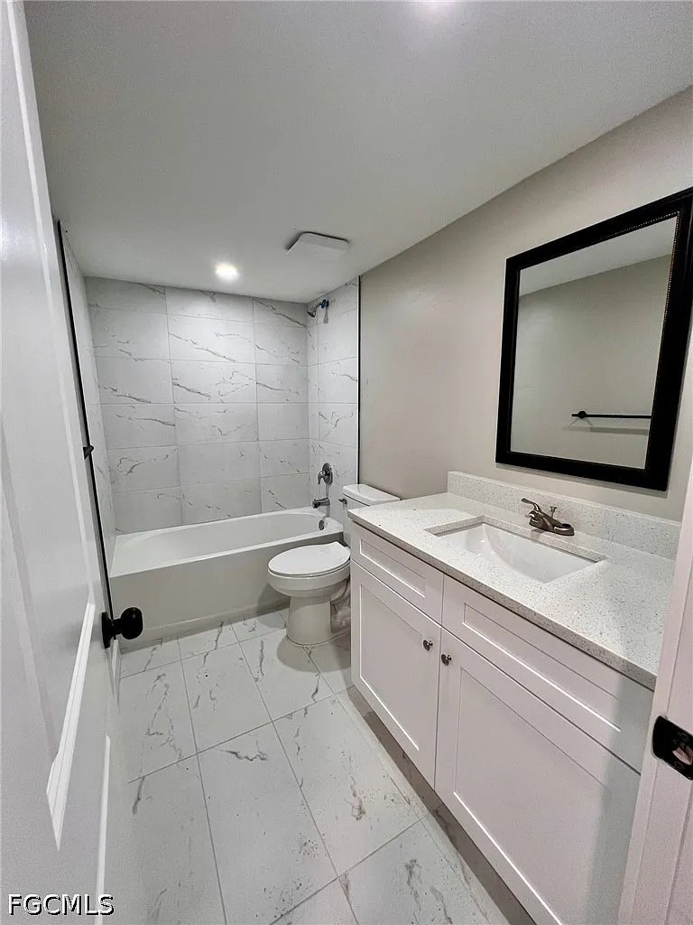 4102 SE 19th Pl — Photo 3