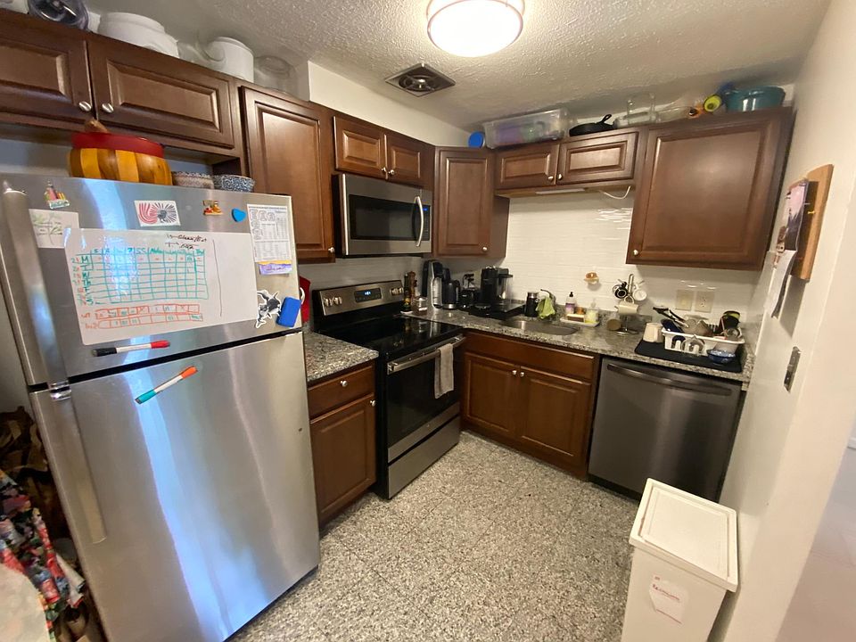 1st image of 50 Green St APT 115