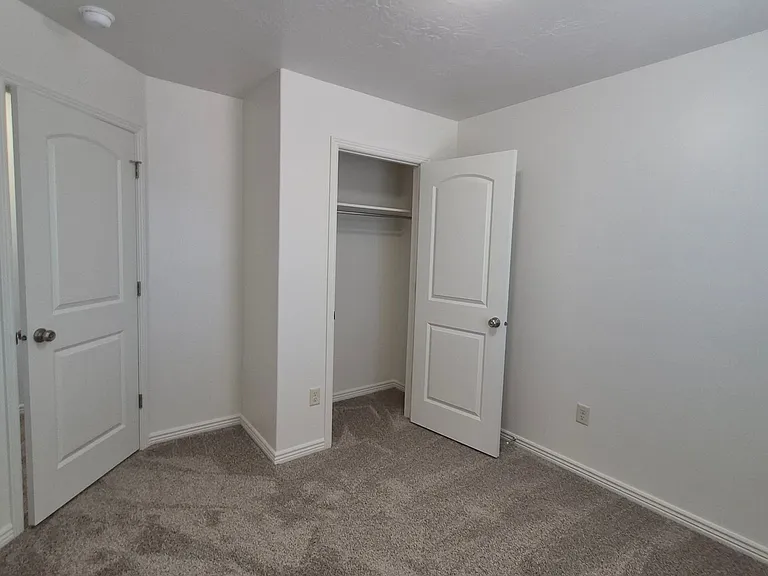 1000 E Bluffview Dr #118 — Photo 42