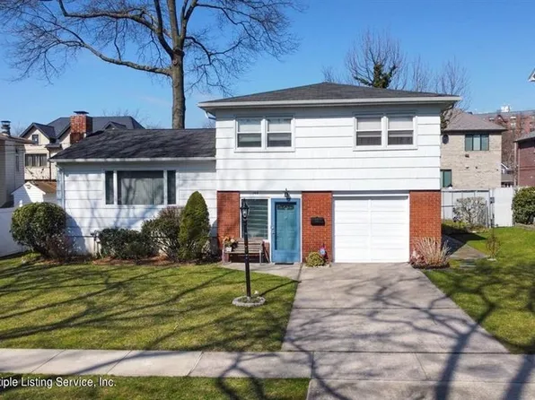 148 Providence St, Staten Island, NY 10304
