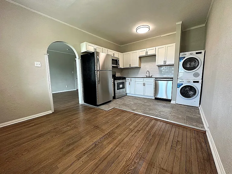 Greenside Manor — Photo 101