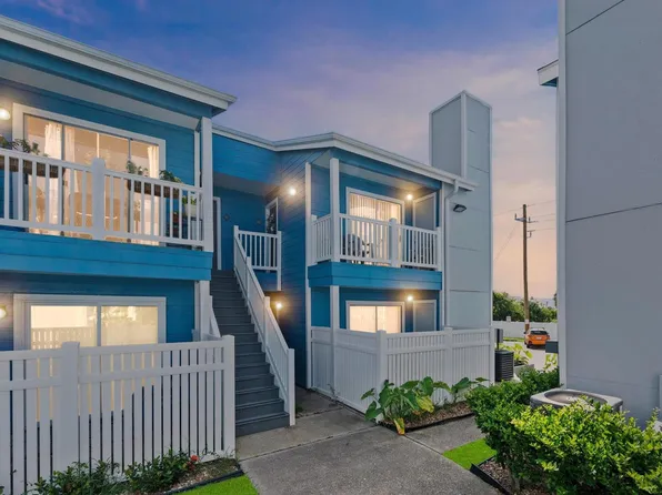 3506 Cove View Blvd APT 812, Galveston, TX 77554