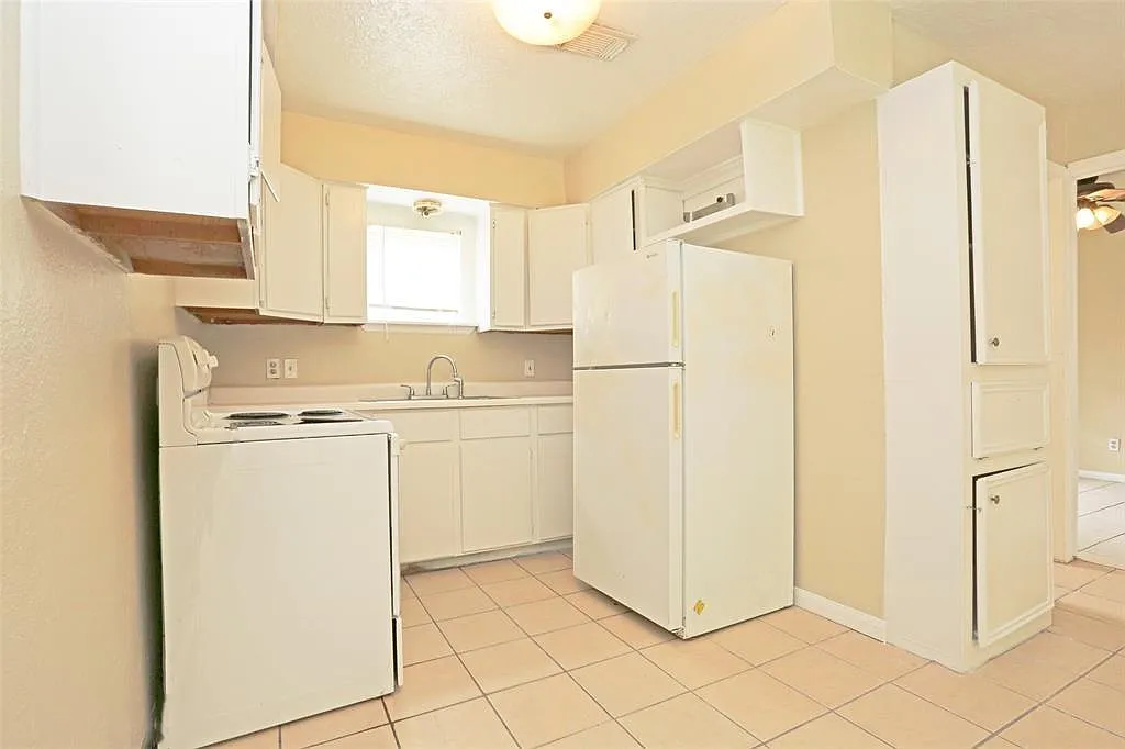 2 bed, 1.0 bath, 1164 sqft, $895 — Photo 4