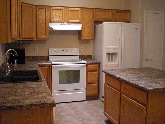 3rd image of 16620 S 48th St Unit 47