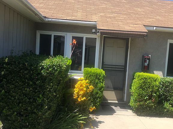 2nd image of 1741 N Hollywood Way