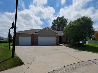 6004 L Avenue Pl, Kearney, NE 68847