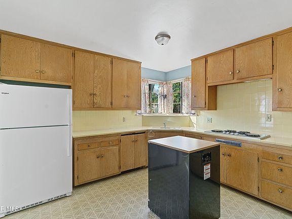 4th image of 123 San Marino Ave