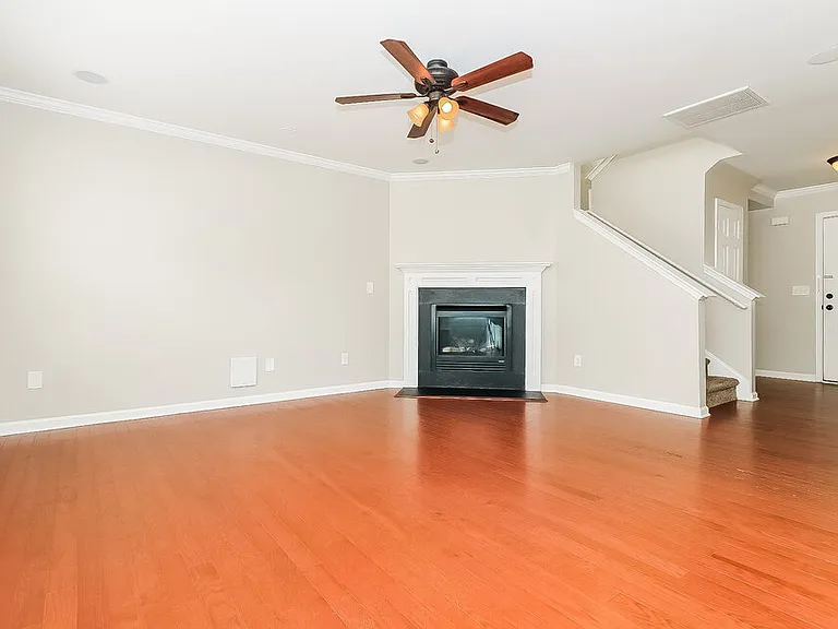 3104 Cynthiana Ct — Photo 5