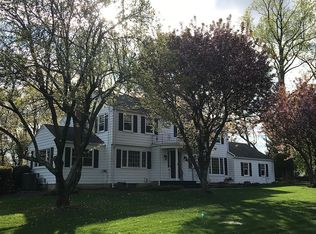 19 Fair Oak Dr, Easton, CT 06612