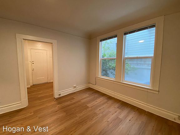 2nd image of 1120 Jackson St APT 4