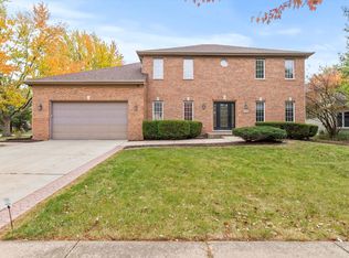 498 Waubonsee Cir, Oswego, IL 60543