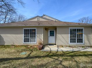 194 Yorkshire Ct, Old Bridge, NJ 08857