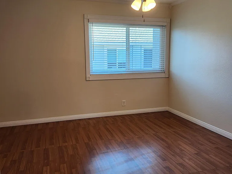 3460 Lockwood Ct #27 — Photo 14