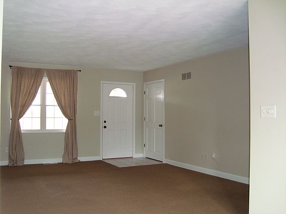 2nd image of 214 N Rebecca Ave