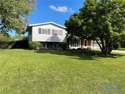 650 Valley Dr, Rossford, OH, 43460