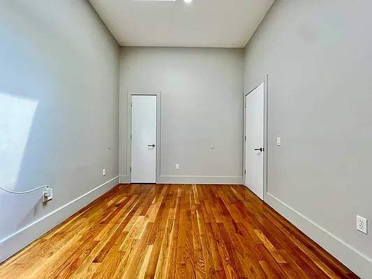 Rented by ERNY LLC | media 14