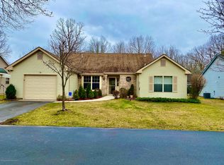 539 Petunia Ln N, Whiting, NJ 08759