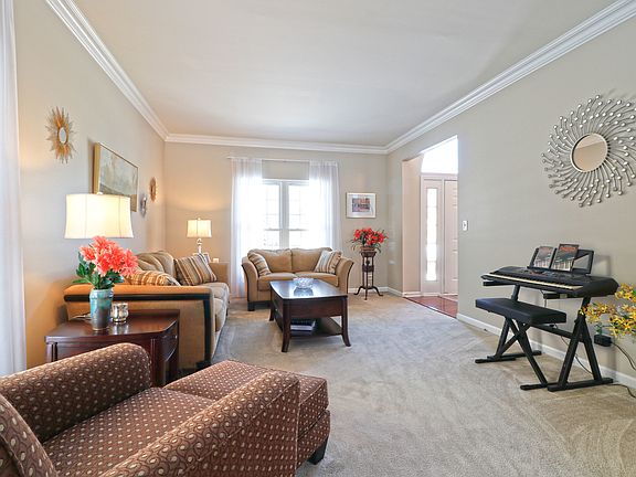 4th image of 1221 Sandpiper Ct
