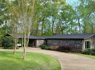 6 Great Lake Rd, Vicksburg, MS 39183