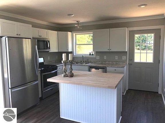3rd image of 10870 S Orchard Way