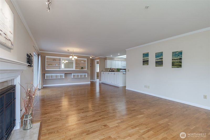 3rd image of 1811 F Street SE #14