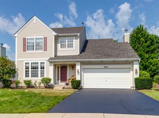 9845 Bedford Dr, Huntley, IL 60142