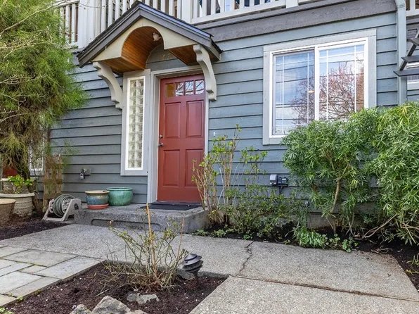 1817 24th Avenue #B, Seattle, WA 98122