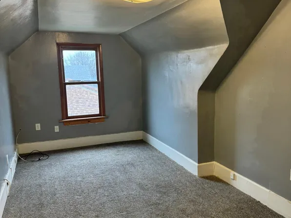 3906 Patterson St #2, Omaha, NE 68107