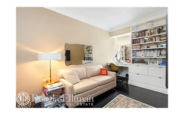 Rented by Douglas Elliman | media 21