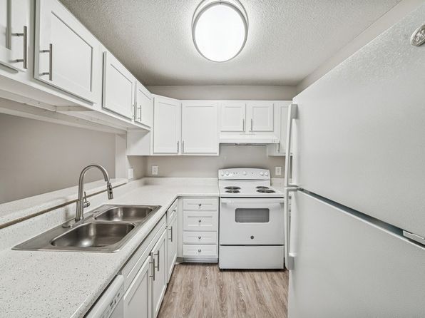 1357 Sharon Rd W #8615