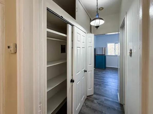 90 Carlton Avenue image 14 of 40