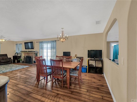 3rd image of 20420 Delight St