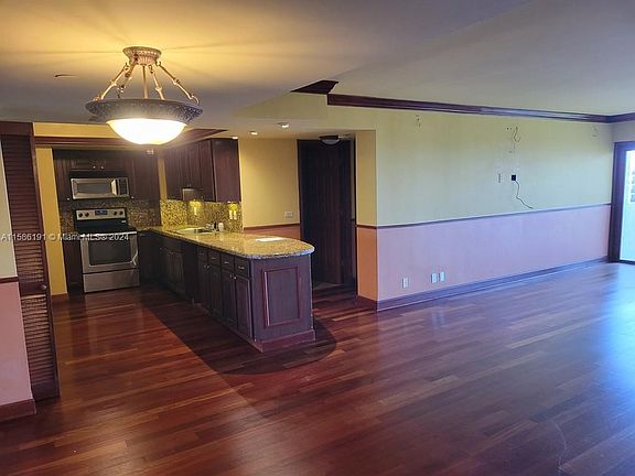 4th image of 3200 N Port Royale Dr N #905
