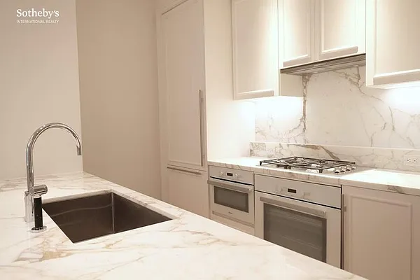 Rented by Sotheby's International Realty | media 40