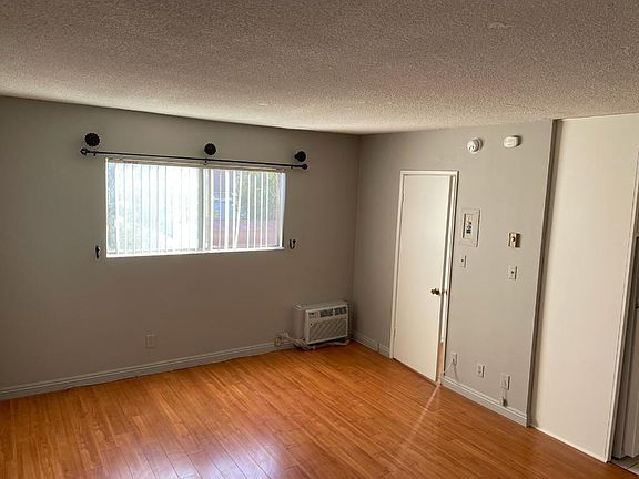 5th image of 522 W Harvard St APT 5