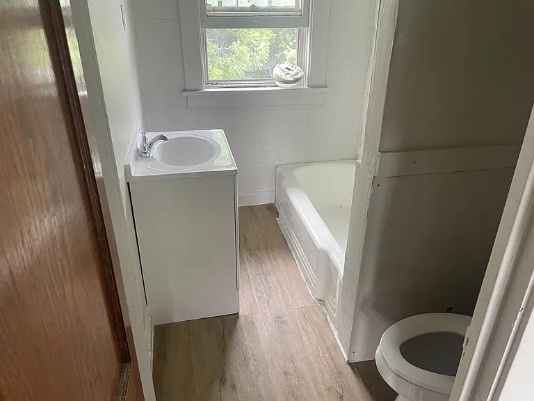 854 E Boston Ave — Photo 16