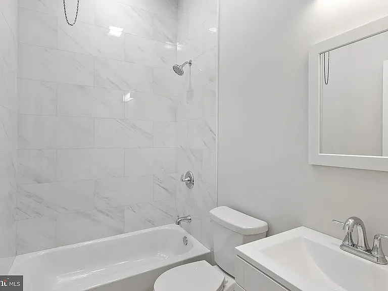 4334 Parrish St #2 — Photo 5