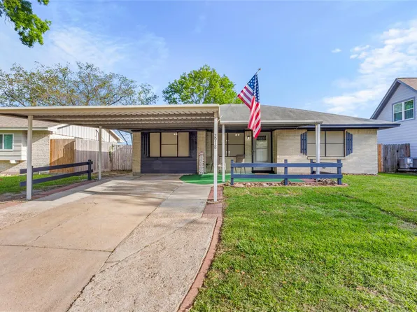 2918 15th Ave N, Texas City, TX 77590