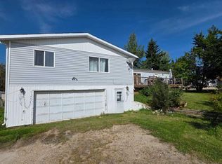517 N 3rd Ave, Fox Creek, AB T0H 1P0