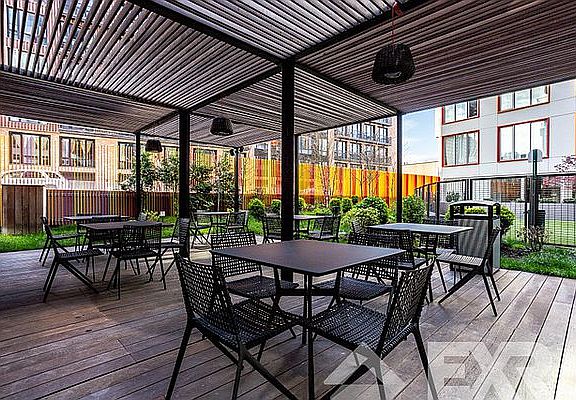 5th image of 10 Montieth St APT 258