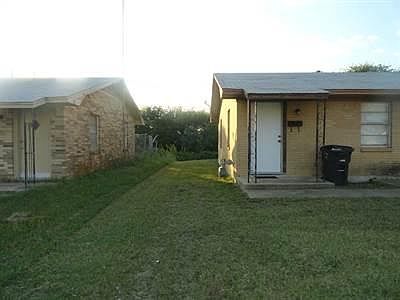 3rd image of 1805 N West S Young Dr APT A