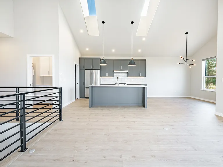 8638 Harborview Rd — Photo 14