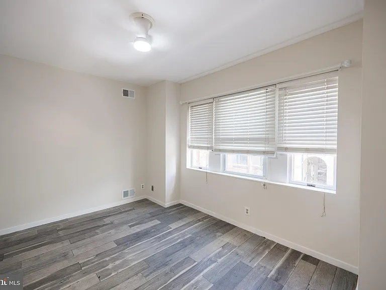 1118 South St #A — Photo 5