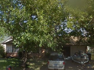 1419 Phillips St, Cleburne, TX 76033