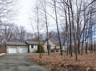 662 Mullock Rd, Port Jervis, NY 12771