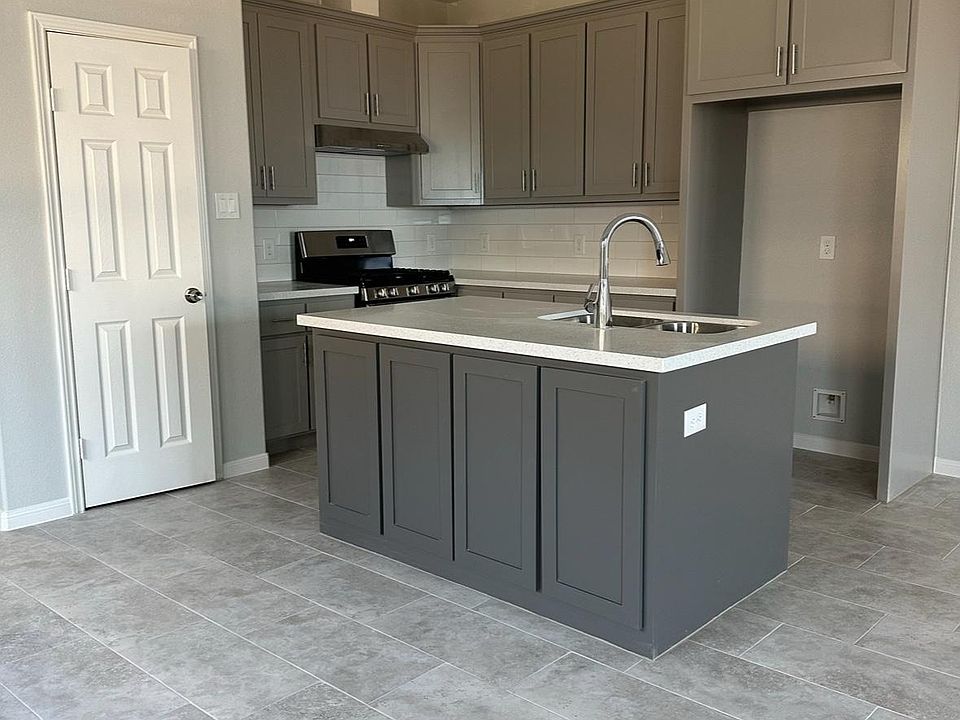 2nd image of 10018 Hardison Ln #B