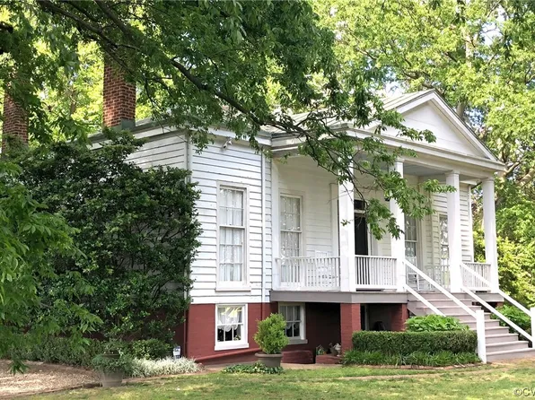 1107 Greenview Dr, Henrico, VA 23231